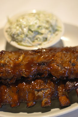 Ribs and cole slaw at Gale Street Inn